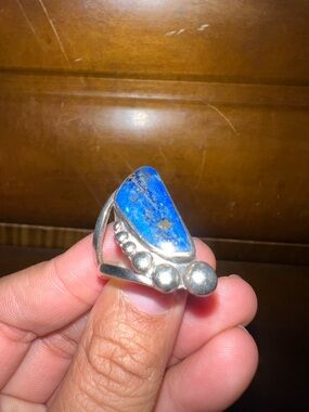 Unique heavyweight Vintage sterling Silver southwestern boho Ring with Lapis